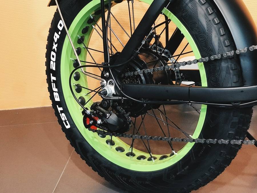 5B9E28F8-8E4C-4333-BB0D-185B710541FB